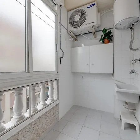 Apartment Lovely Near The Sea Torrevieja